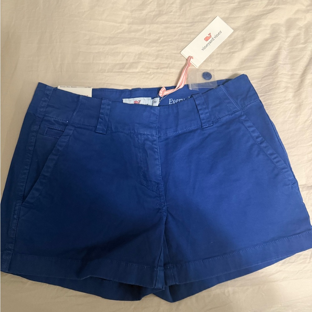 Vineyard Vines Women's Blue Shorts